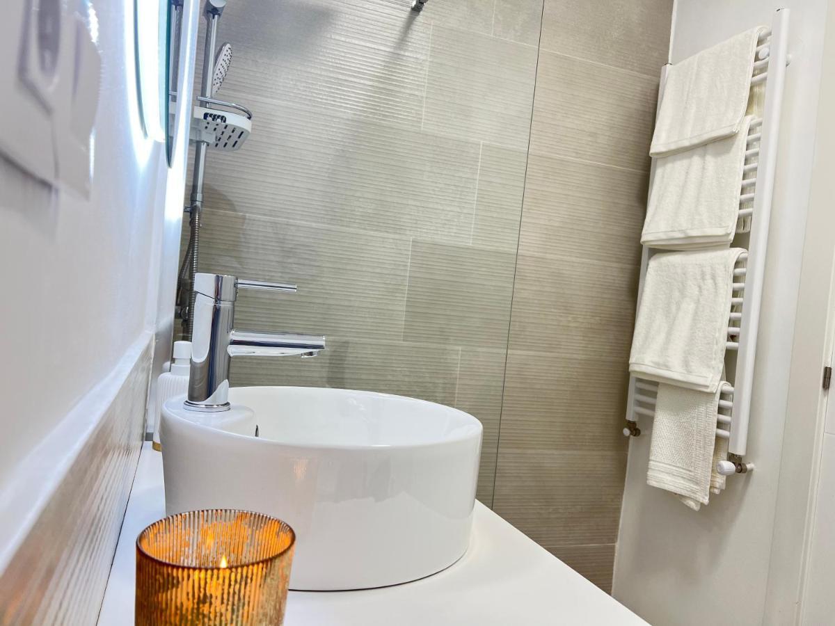 Ansar Suite Torrelavega Exterior photo