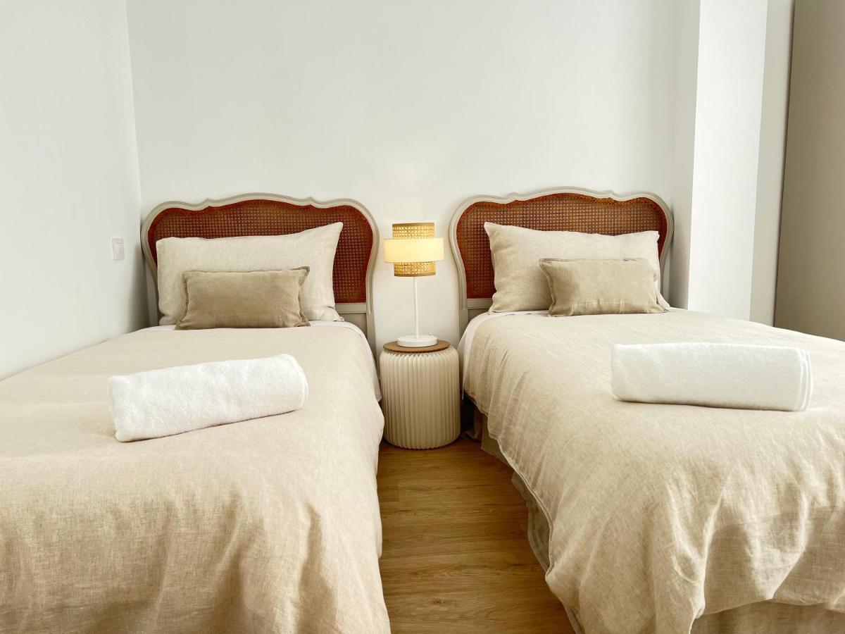 Ansar Suite Torrelavega Exterior photo